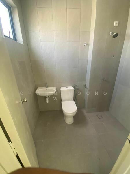Semi-Detached House for Rent in Taman Puncak Saujana (Kajang) - Chang Hoong Wen - Bathroom - PropertyGuru.com.my