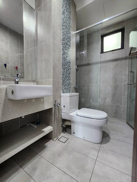 Condominium for Rent at Queens Residences Q1 @ Queens Waterfront - Jayden Yeap - Bathroom - PropertyGuru.com.my
