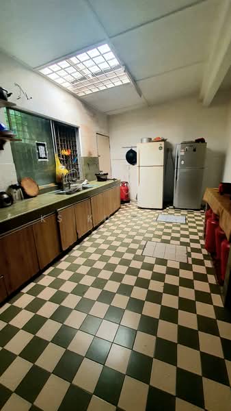 2-storey Terraced House for Sale in Damansara Heights (Damansara Heights) - KS Kunnam - Kitchen - PropertyGuru.com.my
