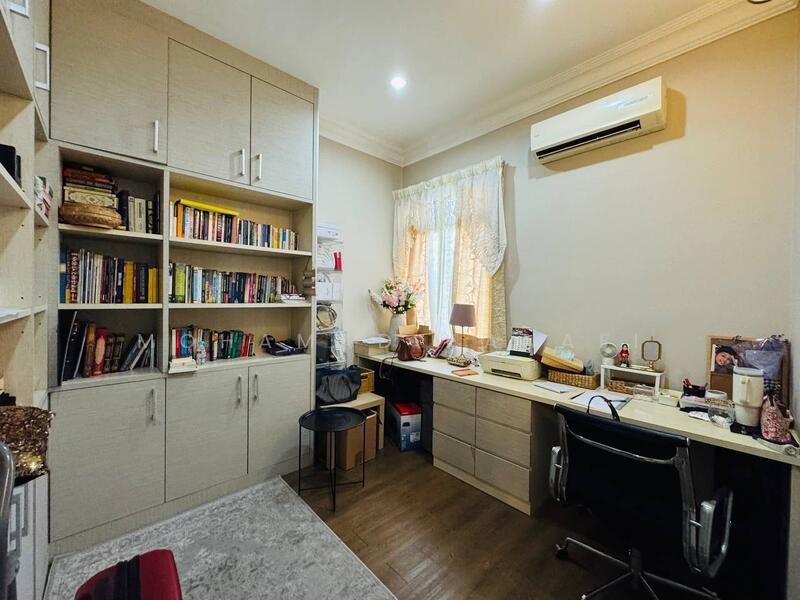 For Sale - Seri Kembangan