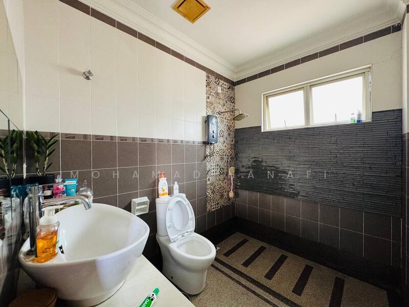 For Sale - Seri Kembangan