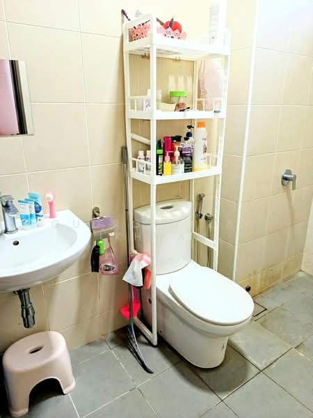 2-storey Terraced House for Sale in Dengkil (Selangor) - Gudrotullah Ikhwan - Bathroom - PropertyGuru.com.my