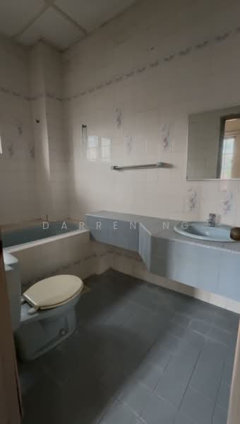 Semi-Detached House for Sale in Usj 5 (Subang Jaya) - Darren Ng - Bathroom - PropertyGuru.com.my