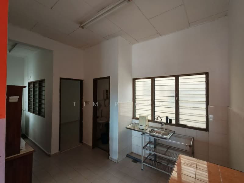 Apartment for Sale at Bertam Malim - Tim Piong - Kitchen - PropertyGuru.com.my