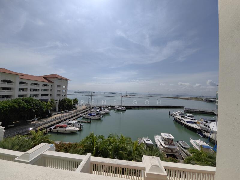 Straits Quay (The Suites at Waterside) untuk Untuk Disewa - RM 5,000 /bulan, Mac 2026 - Balcony - PropertyGuru.com.my