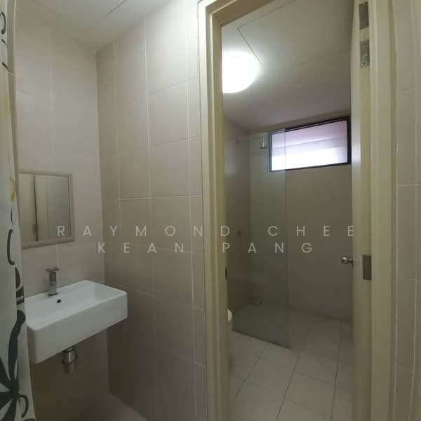 Office for Sale in Bandar Sunway (Sunway) - Raymond Chee Kean Pang - Bathroom - PropertyGuru.com.my