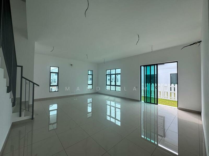 Semi-Detached House for Sale in Bandar Cassia (Batu Kawan) - Amanda Lam - Living Room - PropertyGuru.com.my