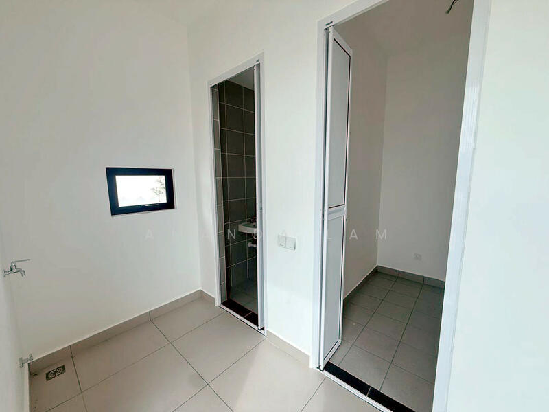 Semi-Detached House for Sale in Bandar Cassia (Batu Kawan) - Amanda Lam - Bathroom - PropertyGuru.com.my