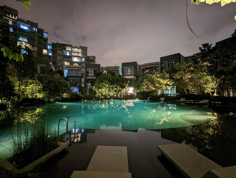 Untuk Dijual - Mirage By The Lake