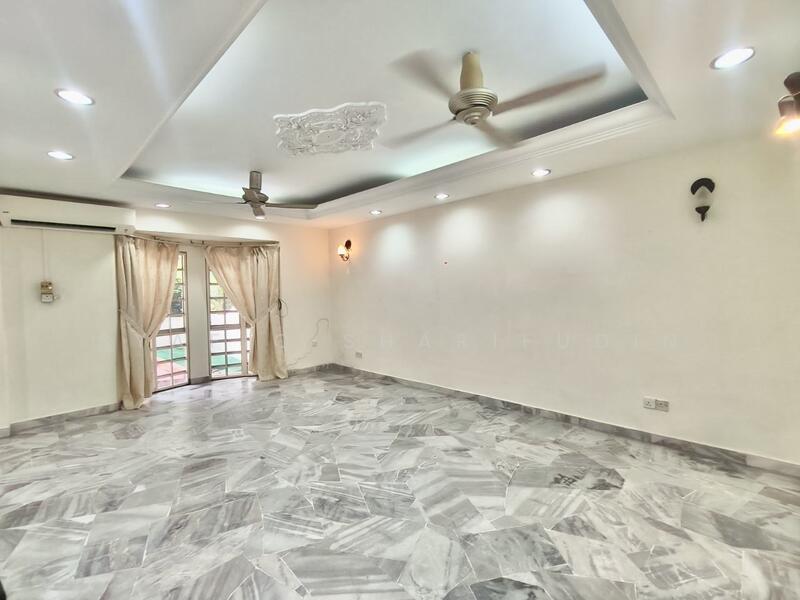 For Sale - Seksyen 8