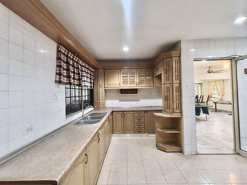 For Sale - Seksyen 8