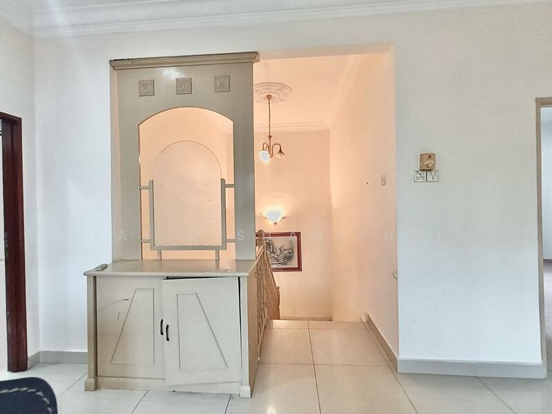 For Sale - Seksyen 8