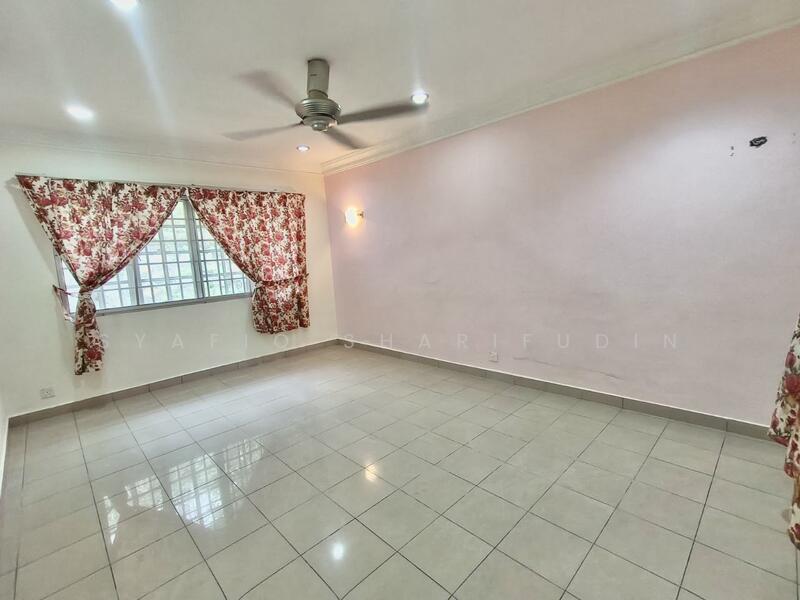 For Sale - Seksyen 8