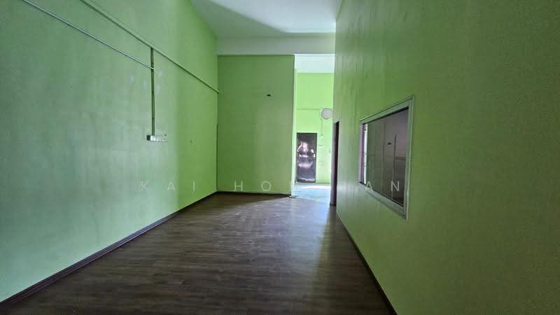 Shop for Rent in Taman Klebang Utama (Klebang) - Kai Hon Gan - Interior - PropertyGuru.com.my