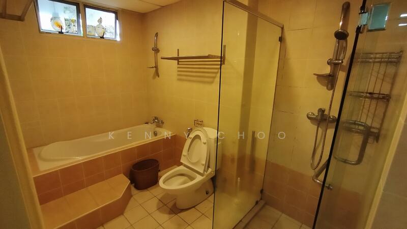 Condominium for Sale at Kiaramas Sutera - Kenny Choo - Bathroom - PropertyGuru.com.my