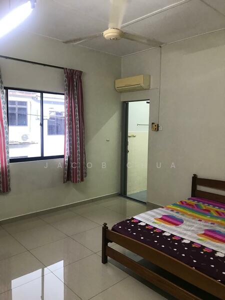 2-storey Terraced House for Sale in Skudai (Johor) - Jacob Chua - Bedroom - PropertyGuru.com.my