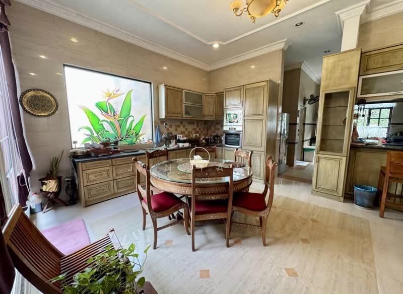 Bungalow for Sale in Taman Canning (Ipoh) - Jun Tang - Kitchen - PropertyGuru.com.my
