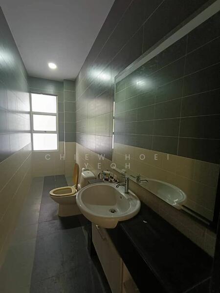 Bungalow for Sale in Kajang (Selangor) - Chiew Hoei Yeoh - Bathroom - PropertyGuru.com.my
