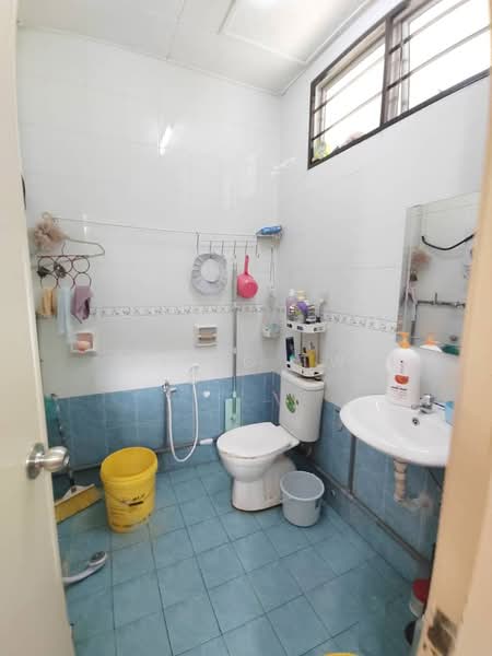 2-storey Terraced House for Sale in Taman Prima Impian (Kepong) - Kiing TW - Bathroom - PropertyGuru.com.my