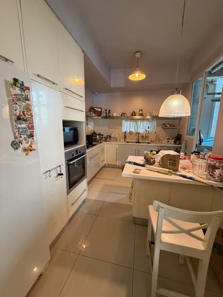 Condominium for Sale at Kiaramas Ayuria - Rosemary Lee - Kitchen - PropertyGuru.com.my