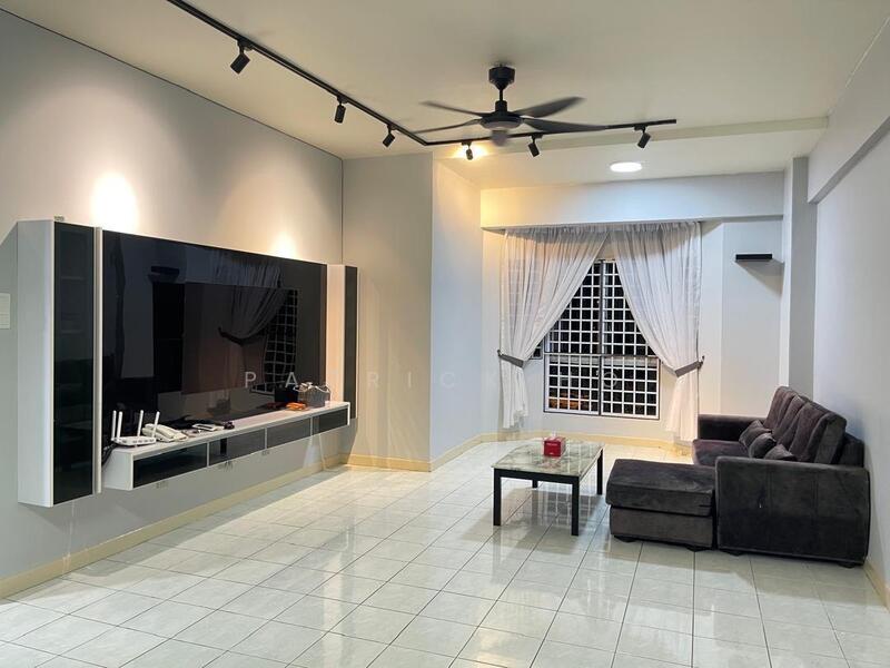 Permas Ville Apartment untuk Untuk Disewa - RM 1,900 /bulan, Feb 2026 - Living Room - PropertyGuru.com.my