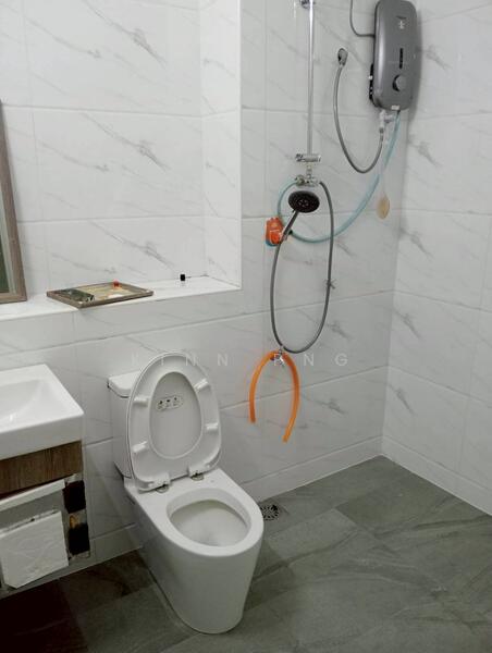 Setia Tropika untuk Untuk Dijual - RM 738,000, Mac 2026 - Bathroom - PropertyGuru.com.my