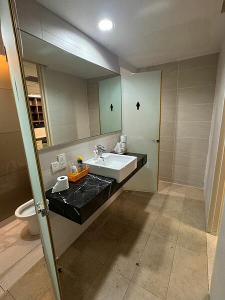 GTower untuk Untuk Disewa - RM 29,950 /bulan, Feb 2026 - Bathroom - PropertyGuru.com.my