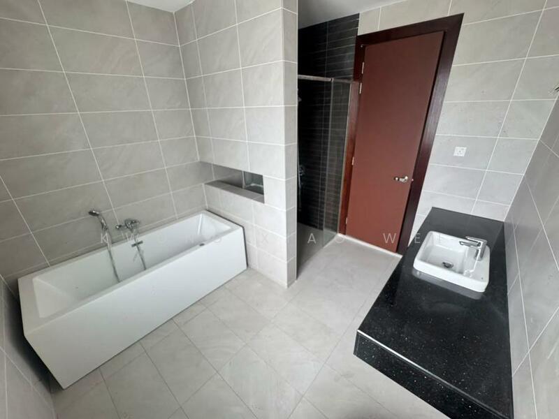 2-storey Terraced House for Sale in Rawang (Selangor) - Kwong Xiao Wei - Bathroom - PropertyGuru.com.my