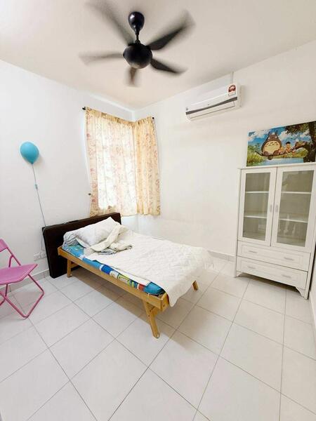 Cluster House for Sale in Taman Seri Austin (Tebrau) - Ivy Low - Bedroom - PropertyGuru.com.my
