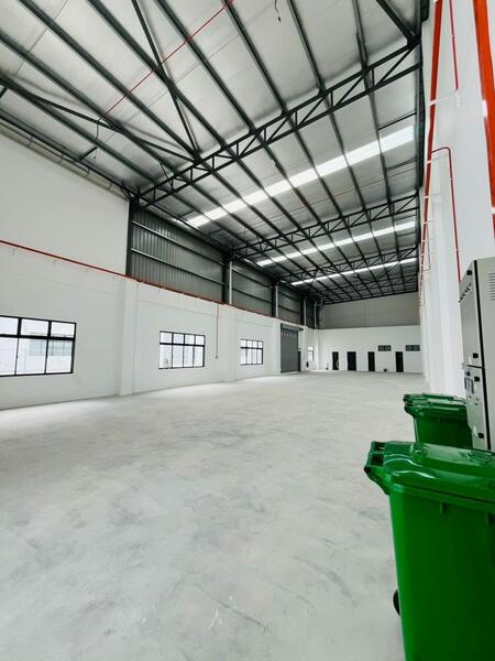 Factory for Rent in Taman Perniagaan Setia (Johor Bahru) - Eric Loo - Interior - PropertyGuru.com.my