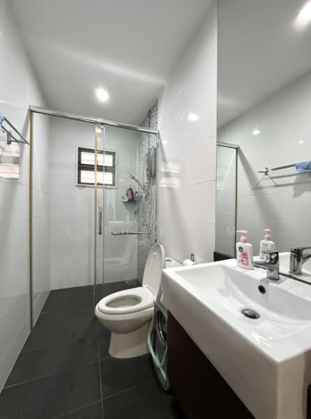 Townhouse for Sale in Sunway Damansara (Kota Damansara) - Esther Lim - Bathroom - PropertyGuru.com.my
