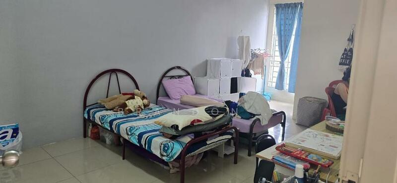 Kondominium untuk Dijual di Platinum Lake PV 15 - Brandon . - Bedroom - PropertyGuru.com.my