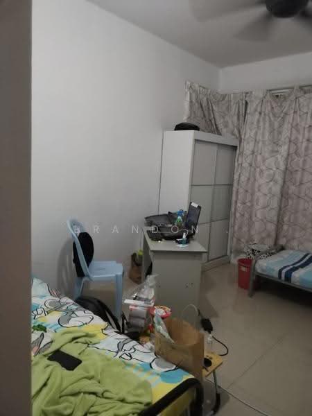 Kondominium untuk Dijual di Platinum Lake PV 15 - Brandon . - Bedroom - PropertyGuru.com.my