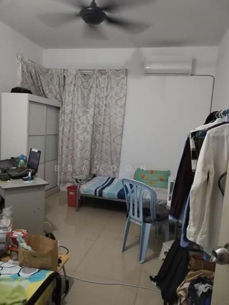 Kondominium untuk Dijual di Platinum Lake PV 15 - Brandon . - Bedroom - PropertyGuru.com.my