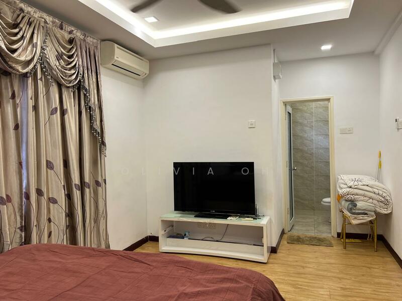 Rumah Berkembar untuk Disewa di Taman Rasah Kemayan (Rasah) - OLIVIA OH - Bedroom - PropertyGuru.com.my