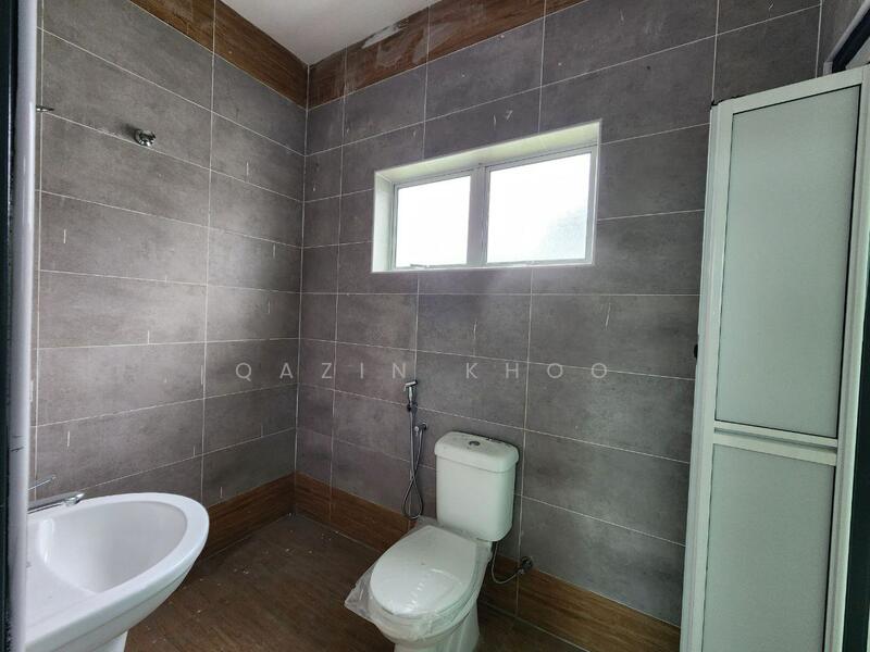 Bungalow for Sale in Bandar Seri Botani (Simpang Pulai) - Qazin Khoo - Bathroom - PropertyGuru.com.my