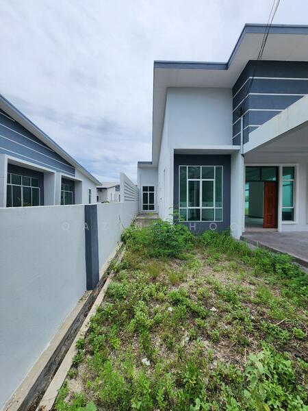 Bungalow for Sale in Bandar Seri Botani (Simpang Pulai) - Qazin Khoo - Exterior - PropertyGuru.com.my