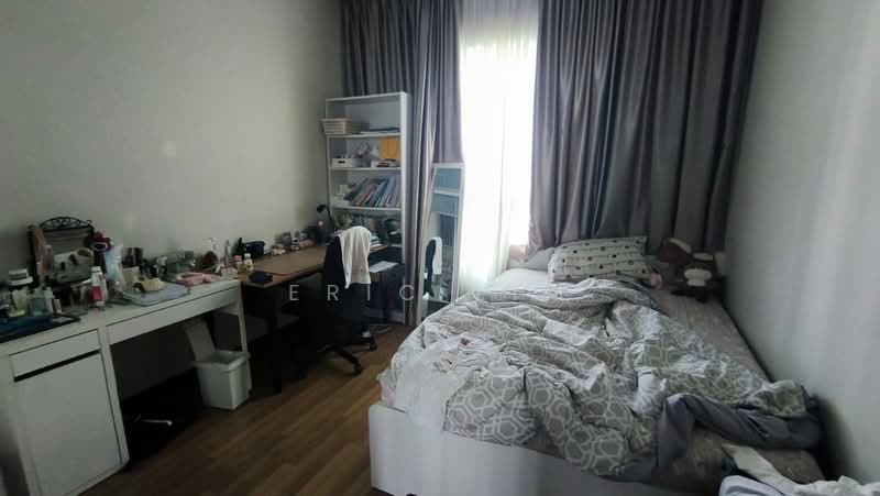 Kondominium untuk Dijual di Nautica Lake Suites - Eric Lim - Bedroom - PropertyGuru.com.my