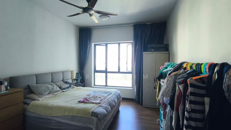Kondominium untuk Dijual di Nautica Lake Suites - Eric Lim - Bedroom - PropertyGuru.com.my