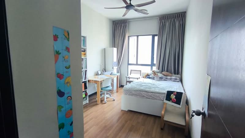 Kondominium untuk Dijual di Nautica Lake Suites - Eric Lim - Bedroom - PropertyGuru.com.my