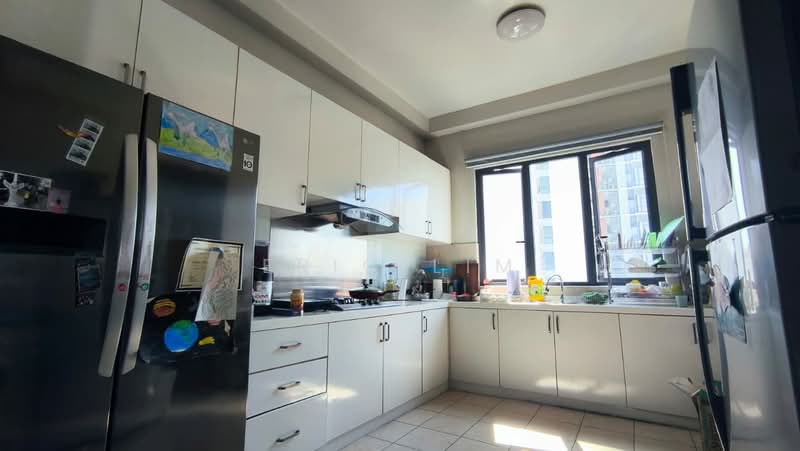 Kondominium untuk Dijual di Nautica Lake Suites - Eric Lim - Kitchen - PropertyGuru.com.my
