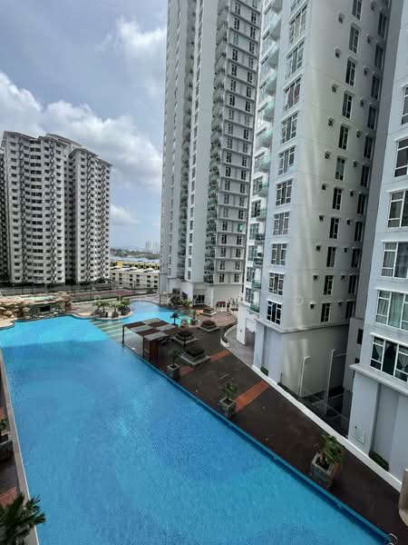 Kondominium untuk Dijual di M Condominium @ Larkin - Ricky Woo - Exterior - PropertyGuru.com.my