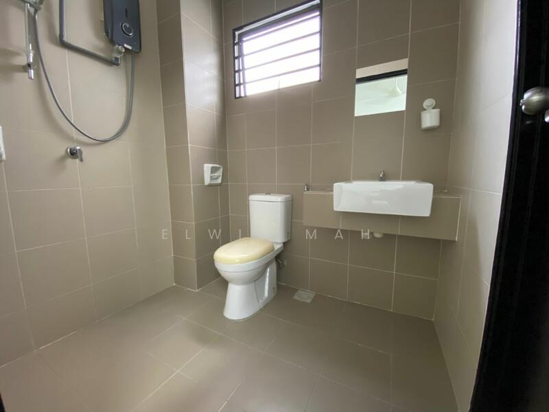 AQUILA @ Saujana Rawang untuk Untuk Dijual - RM 440,000, Feb 2026 - Bathroom - PropertyGuru.com.my