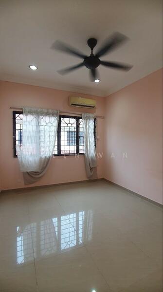 Jinjang Kepong Sri Segambut 2 Storey House untuk Untuk Disewa - RM 2,000 /bulan, Mac 2026 - Interior - PropertyGuru.com.my