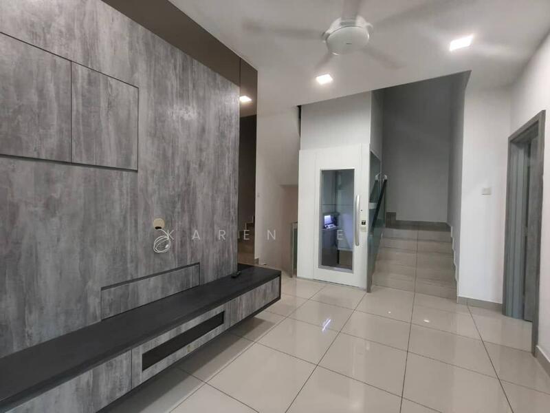 Cluster House for Sale in Skudai (Johor) - Karen Lee - Living Room - PropertyGuru.com.my