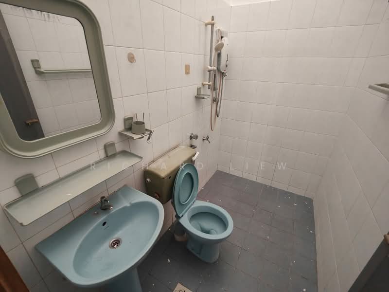 2-storey Terraced House for Sale in SS 26, Taman Mayang Jaya (Petaling Jaya) - Richard Liew - Bathroom - PropertyGuru.com.my