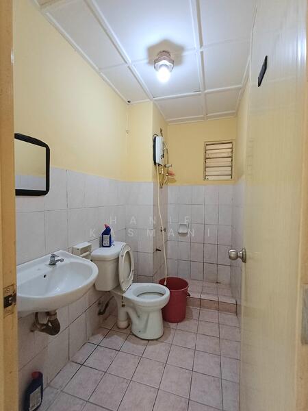 Condominium for Sale at D'Rimba - Hanif Kasmani - Bathroom - PropertyGuru.com.my