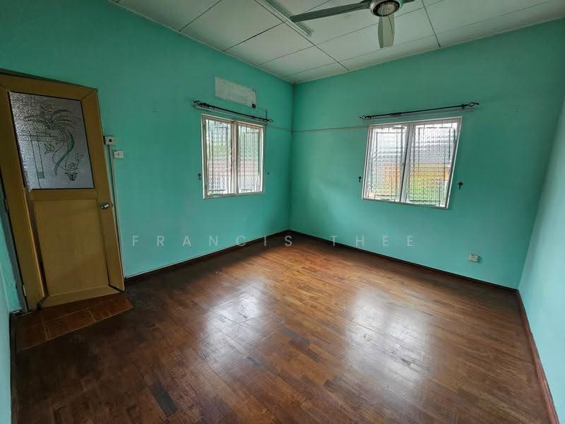 Rumah Berkembar untuk Dijual di Saujana Impian (Kajang) - Francis Thee - PropertyGuru.com.my