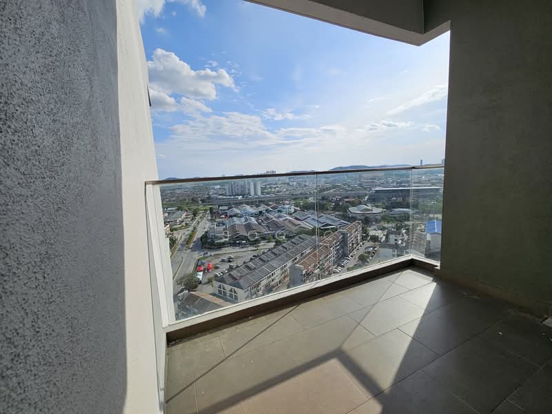 Servis Apartment untuk Dijual di Univ 360 Place - Sim Soo Chia - Balcony - PropertyGuru.com.my