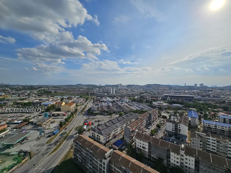 Servis Apartment untuk Dijual di Univ 360 Place - Sim Soo Chia - Exterior - PropertyGuru.com.my